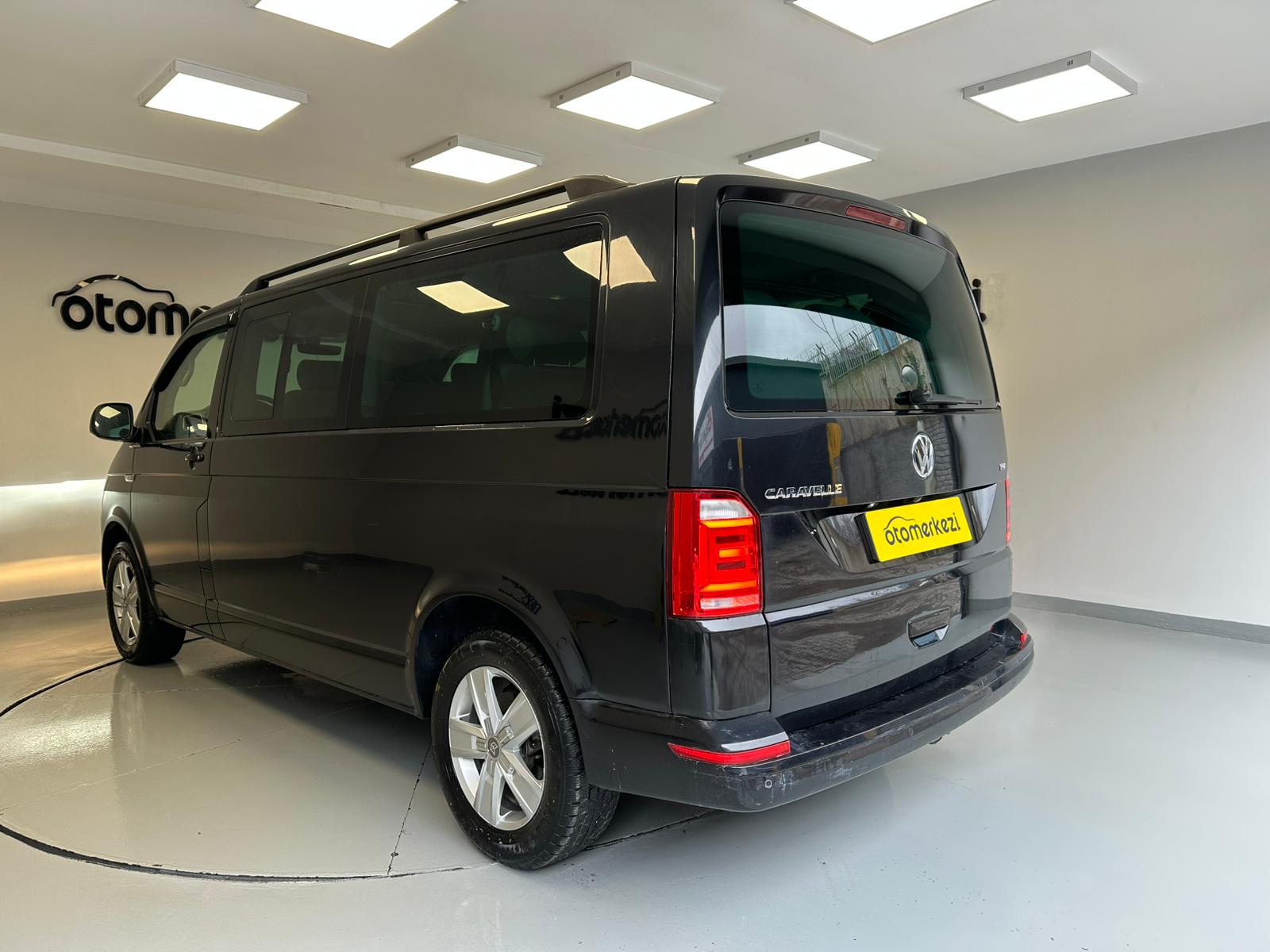 VOLKSWAGEN CARAVELLE 4